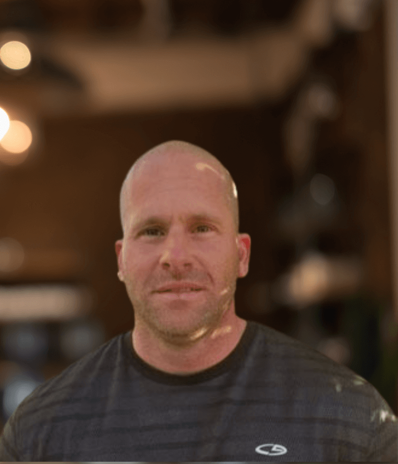 Chad Portnova, founder of PLR Products For Sale, helping entrepreneurs build online businesses